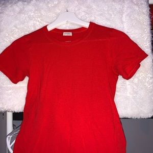 red aritzia t-shirt